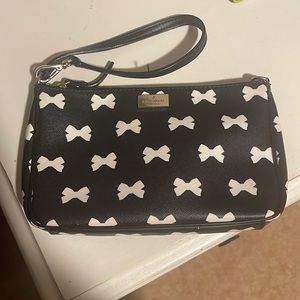 Kate Spade Wristlet Black & White Bows
